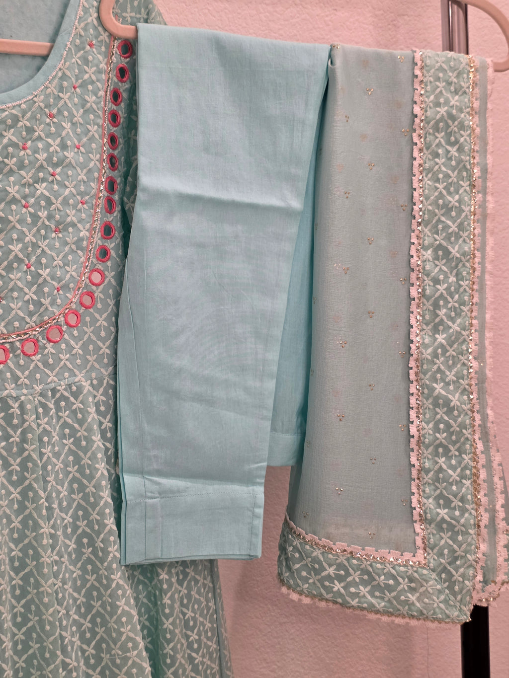 Damen Hellblaues Party-Kurtiset