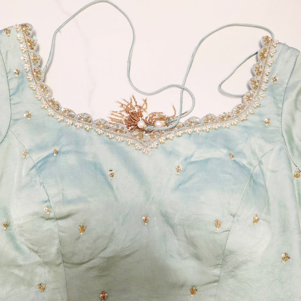 Pistaziengrüne Reine Banaras Mashru Seidensaree