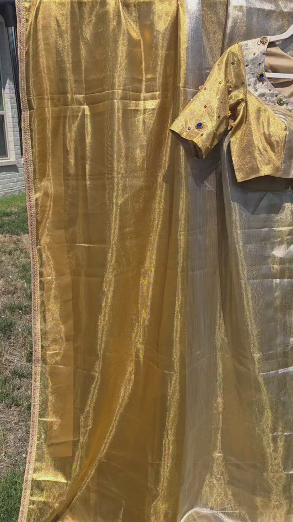 Womens Banaras Gokd and Sikver Tissue Saree with Navrathna Blouse