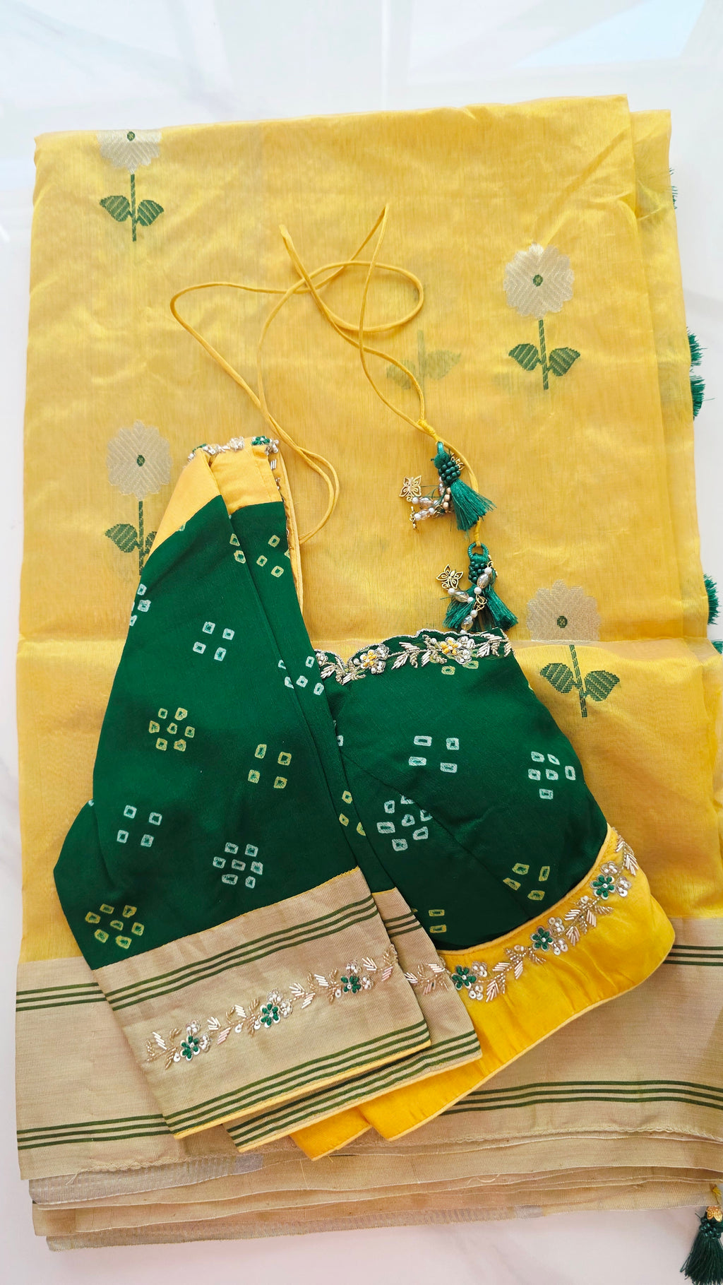 Womens Pure Chanderi Tissue Saree With Paired with Bandini Blouse