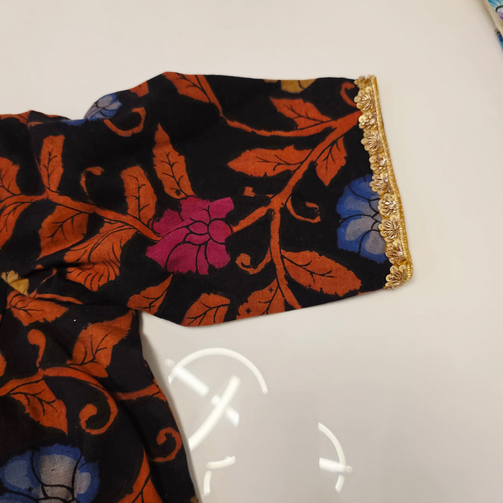 Hellgelbes, zähflüssiges Organza-Saree mit Kalamkari-Bluse