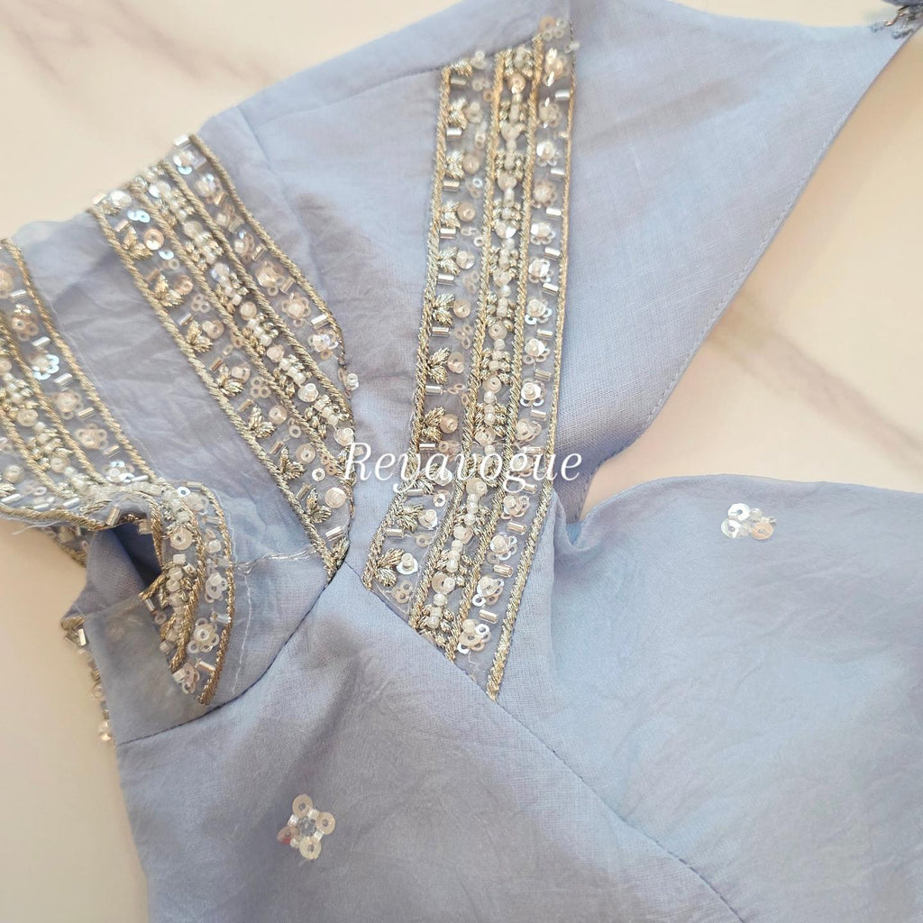 Womens Lightweight Organza Saree With Cutdana Border and Designer Blouse