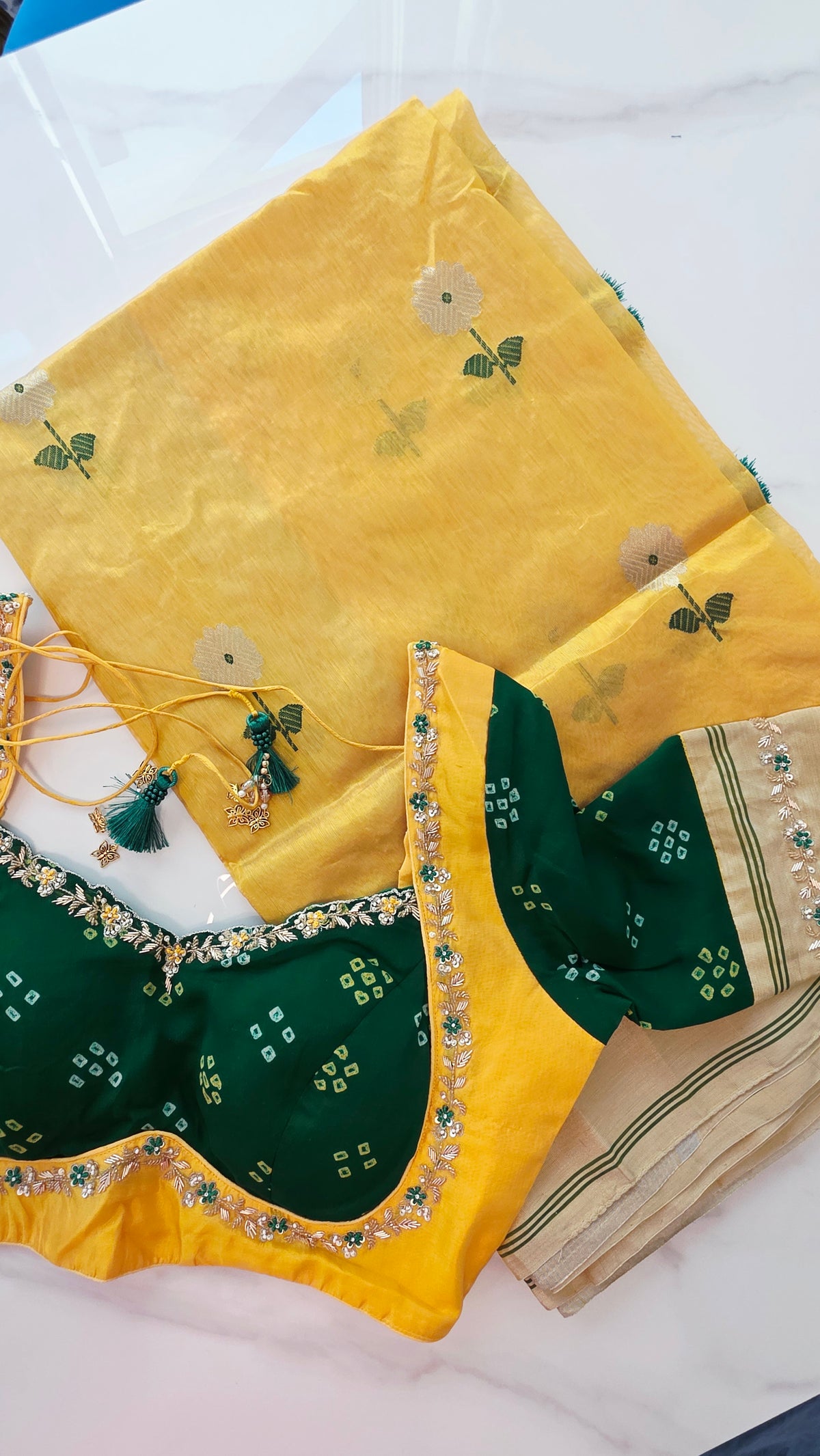 Womens Pure Chanderi Tissue Saree With Paired with Bandini Blouse