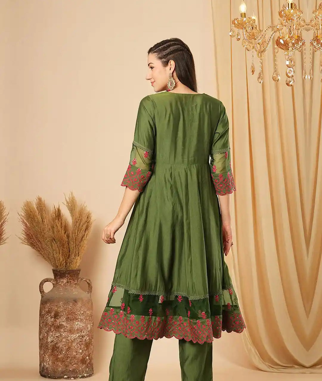 Reyavogue Women's Floral Embroided Sequin Kurta With Trousers