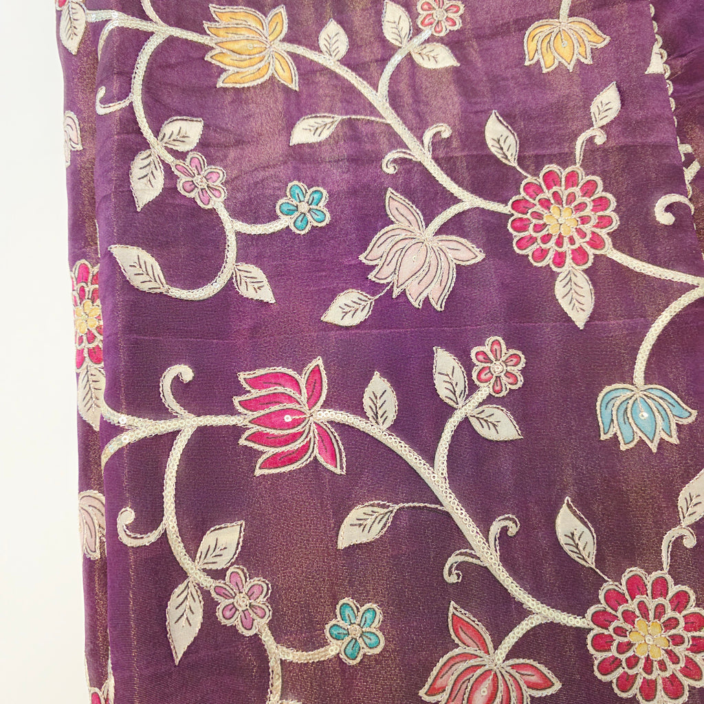 Violet Tissue Kalmkari Applikationsarbeit Saree mit Spitzenbluse
