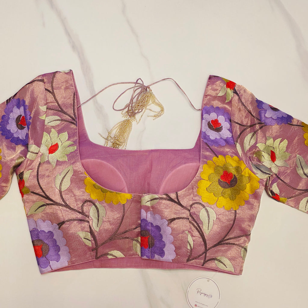 Lila Banaras Tissue-Saree mit Blumenstickerei und Self-Muster-Bluse