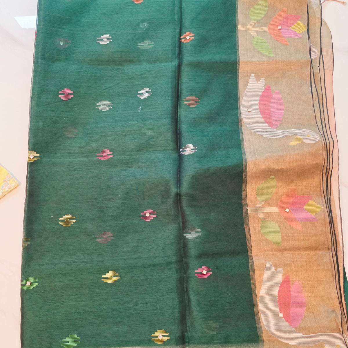 Womens Muslin Jamdani Saree with Kundan Highlights and designer blouse