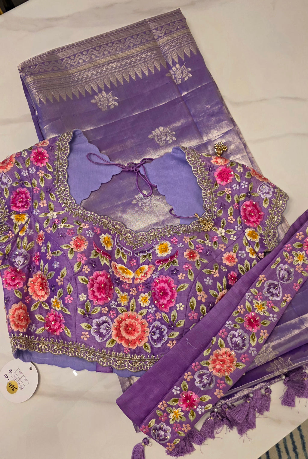 Lilafarbener reiner Kanchipattu-Sari mit Bluse und Gürtel